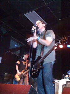 holdsteady04
